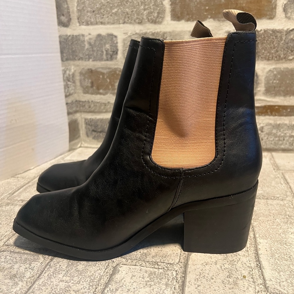 Free people vegan black Chelsea boots chunky sz 8